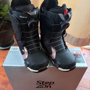 Burton Step On Women's Snowboard Boots Size 7